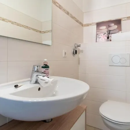 Апартаменты Bellevue-haus-a-wohnung-27